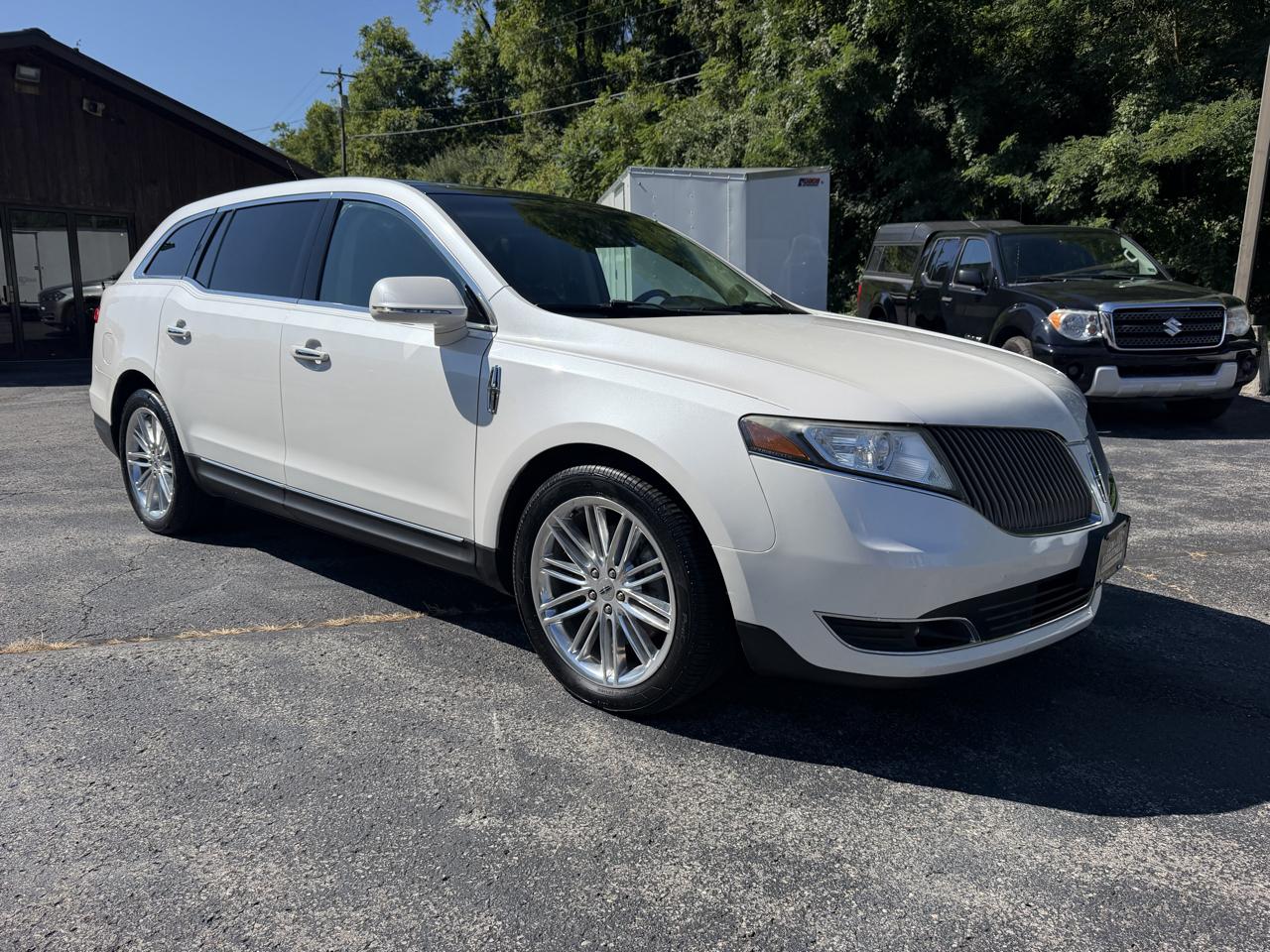 Lincoln MKT 3.5L with EcoBoost AWD 2014