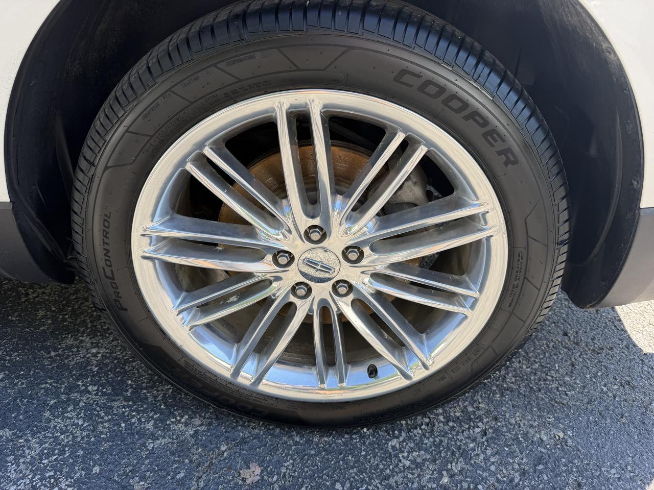 Lincoln MKT 3.5L with EcoBoost AWD 2014
