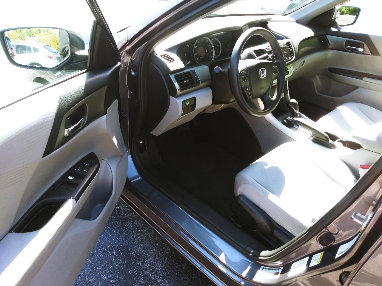 Honda Accord LX Sedan CVT 2015