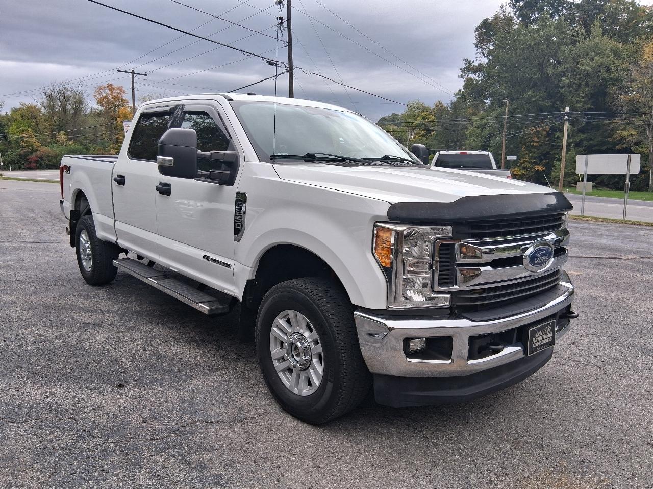 Ford F-250 SD XL Crew Cab 4WD 2017