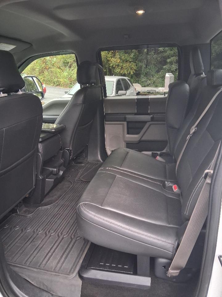 Ford F-250 SD XL Crew Cab 4WD 2017