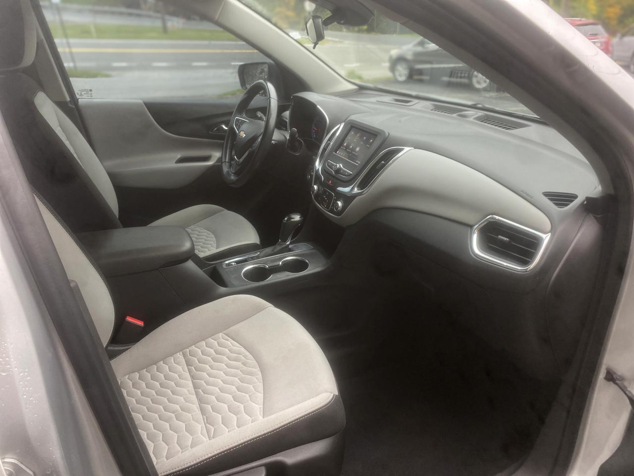 Chevrolet Equinox LS 2WD 2020