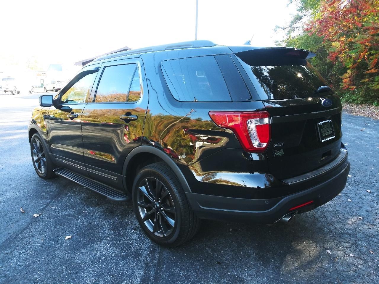 Ford Explorer XLT 4WD 2018