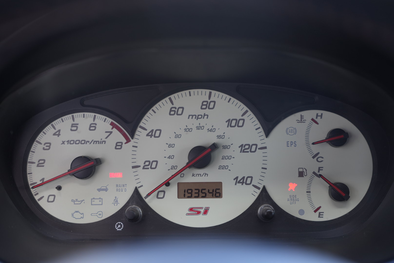 Honda Civic Si w/ Front Side Airbags 2005