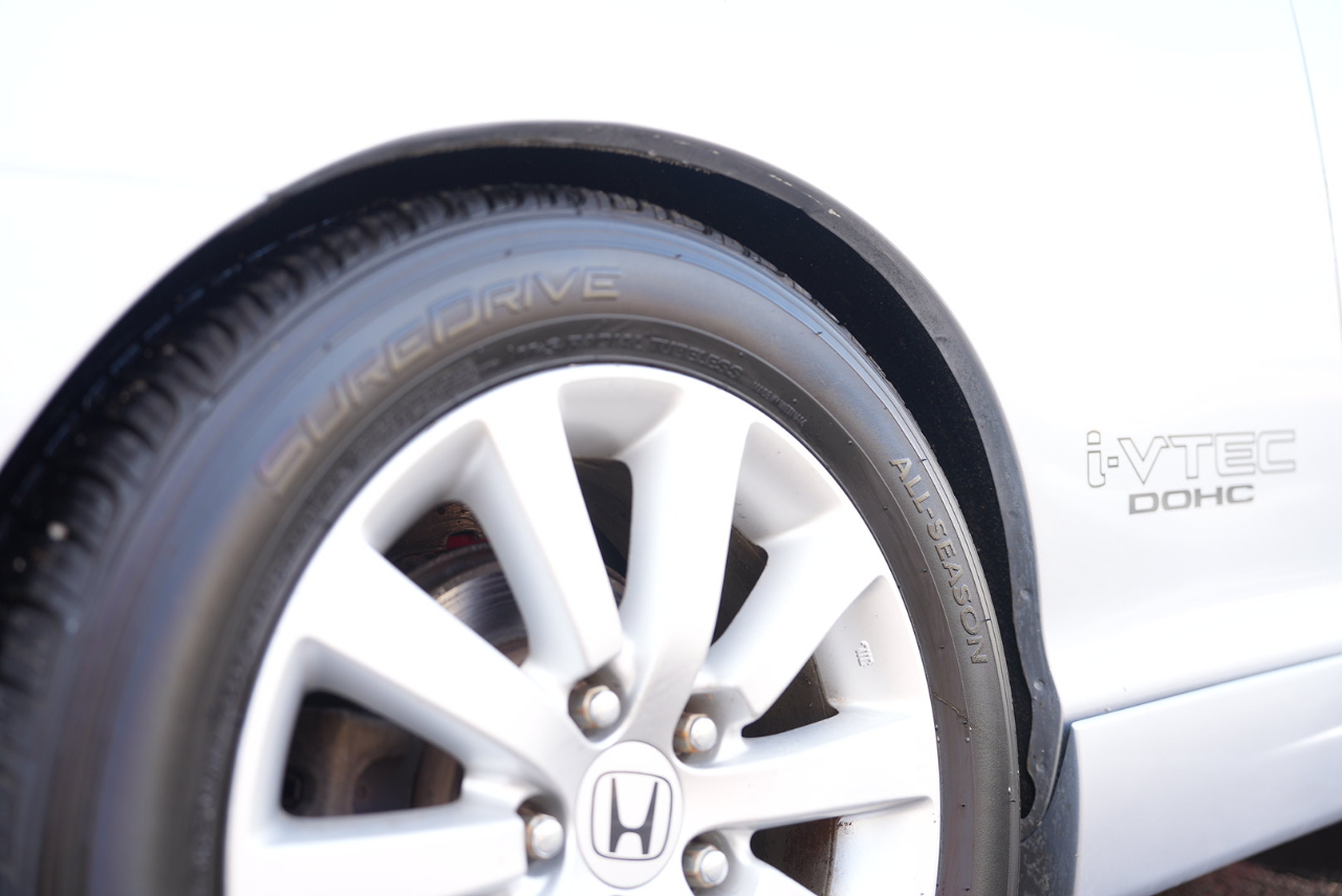 Honda Civic Si w/ Front Side Airbags 2005