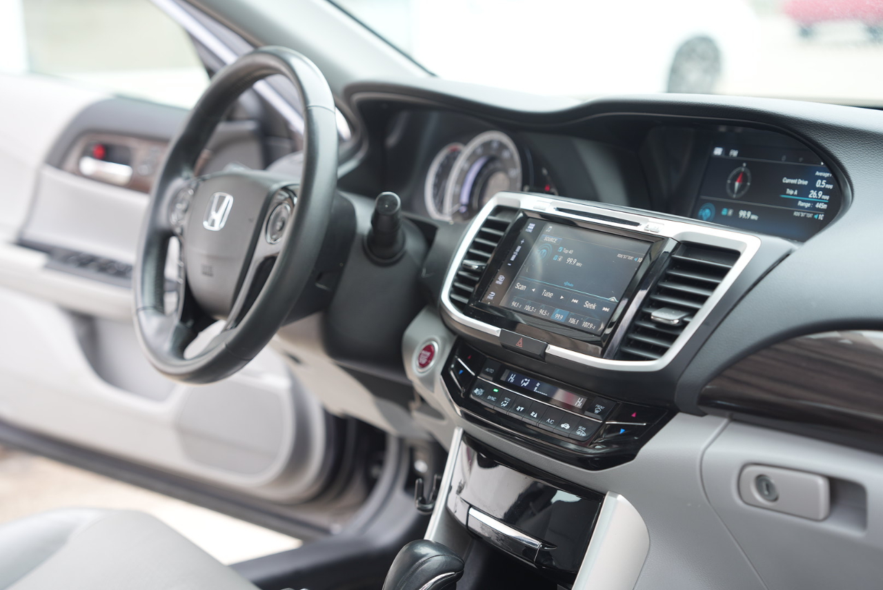 Honda Accord EX-L Sedan CVT 2016