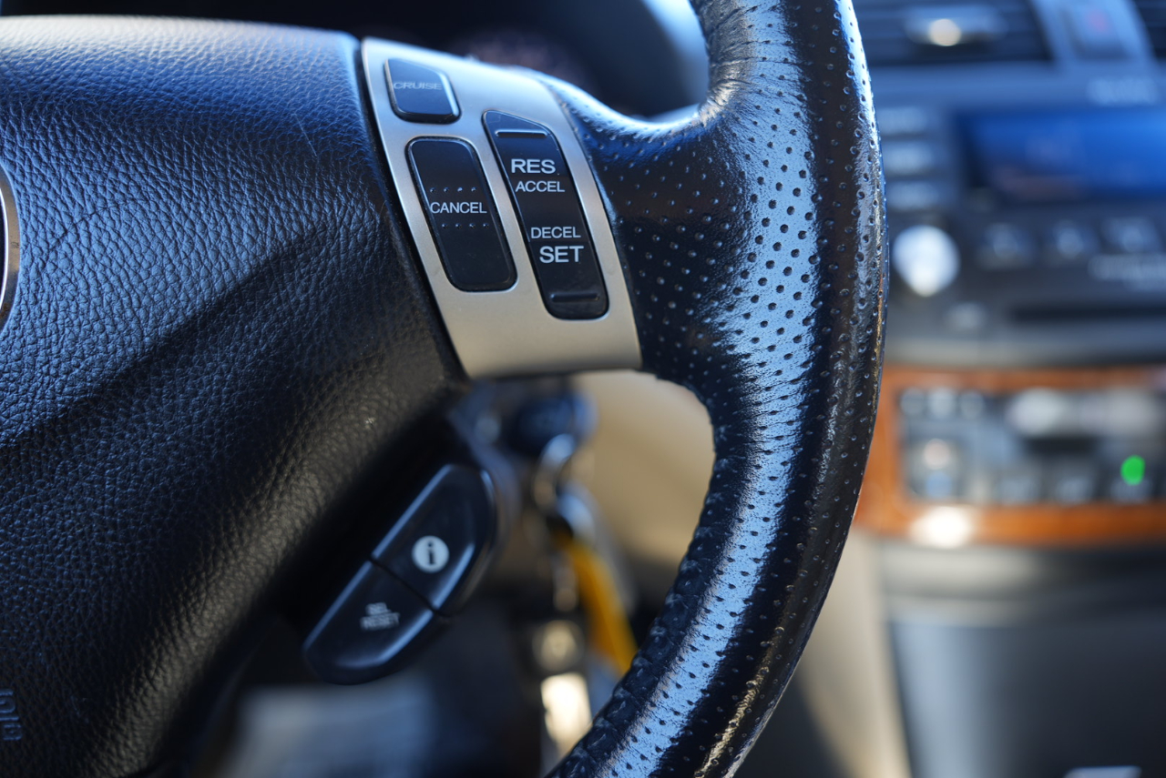 Acura TSX 5-speed AT 2006