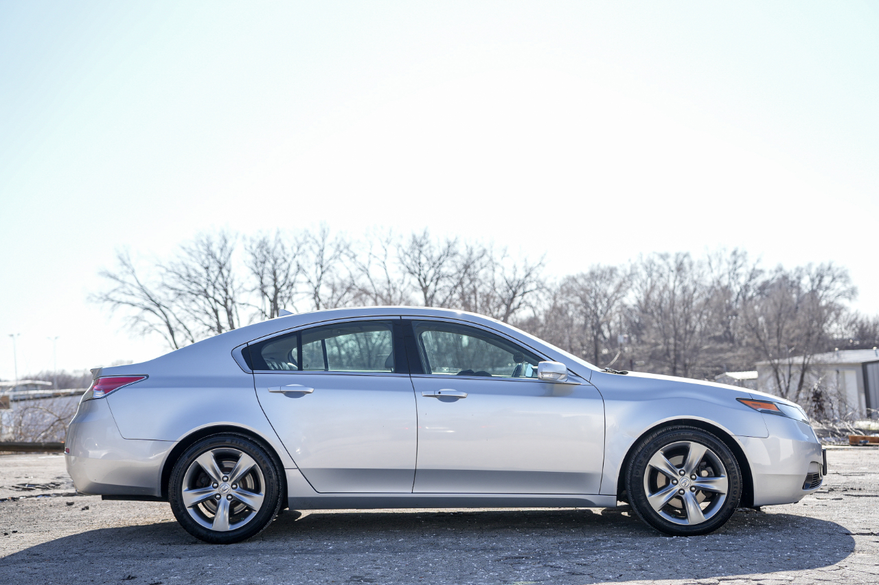 Acura TL 6-Speed AT SH-AWD with Tech Package and HPT 2012
