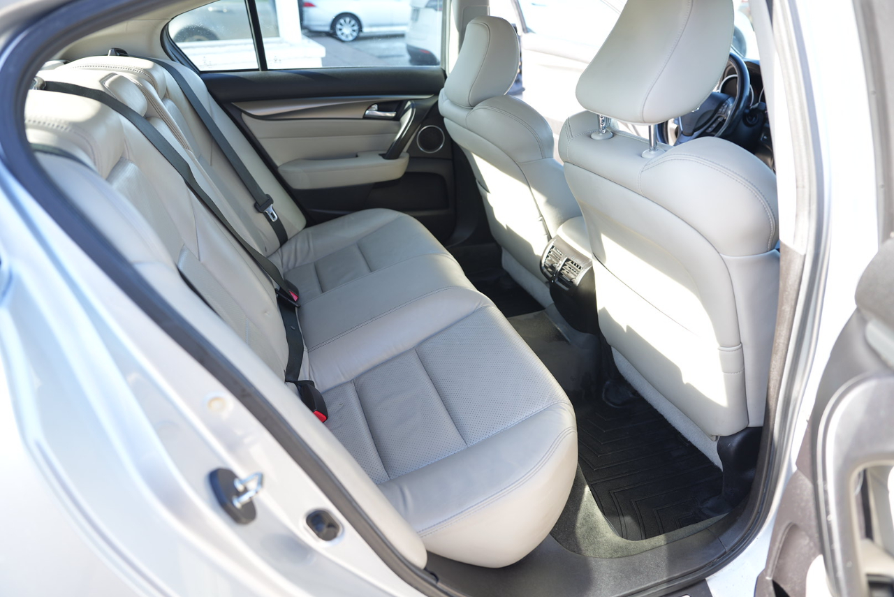 Acura TL 6-Speed AT SH-AWD with Tech Package and HPT 2012