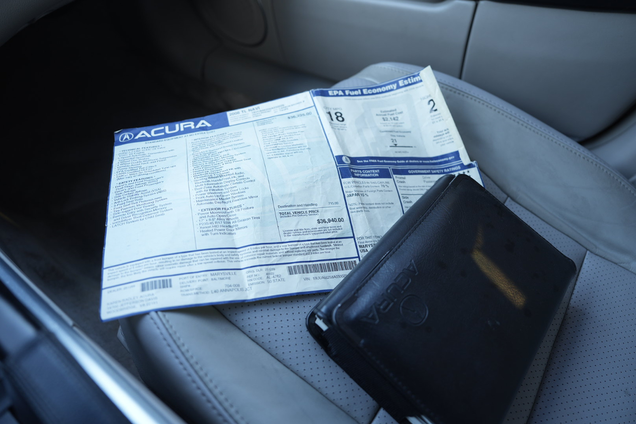 Acura TL 5-Speed AT with Navigation System 2008