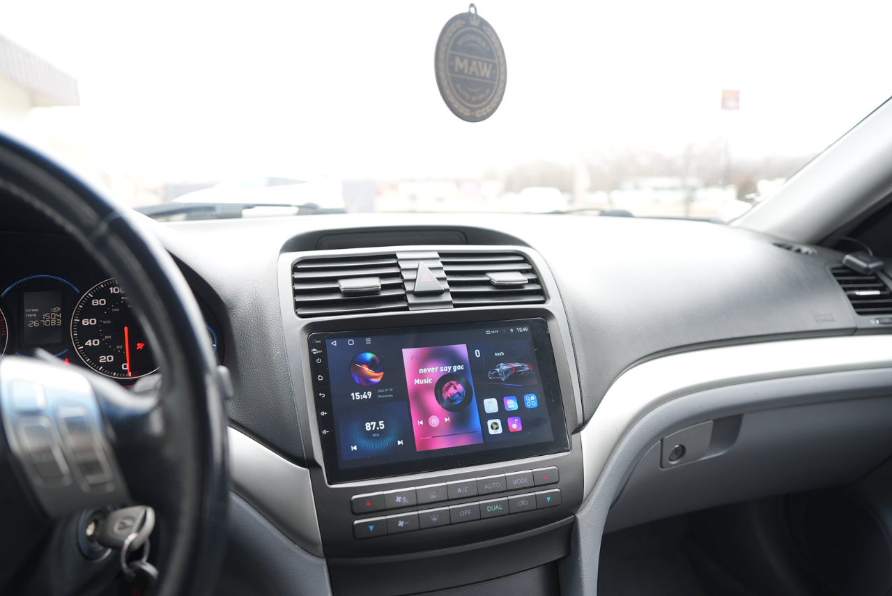 Acura TSX 5-speed AT with Navigation System 2004