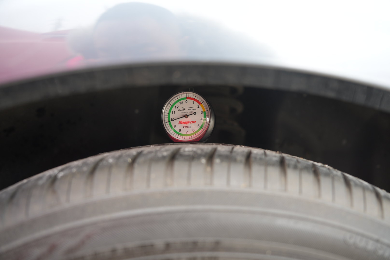 Acura TSX 5-speed AT with Navigation System 2004