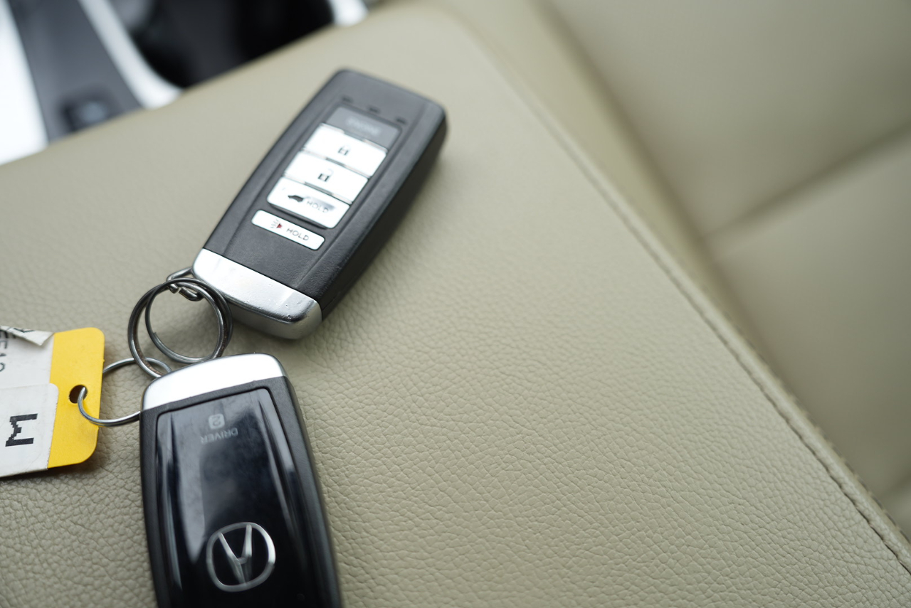 Acura RDX 6-Spd AT AWD w/Advance Package 2016