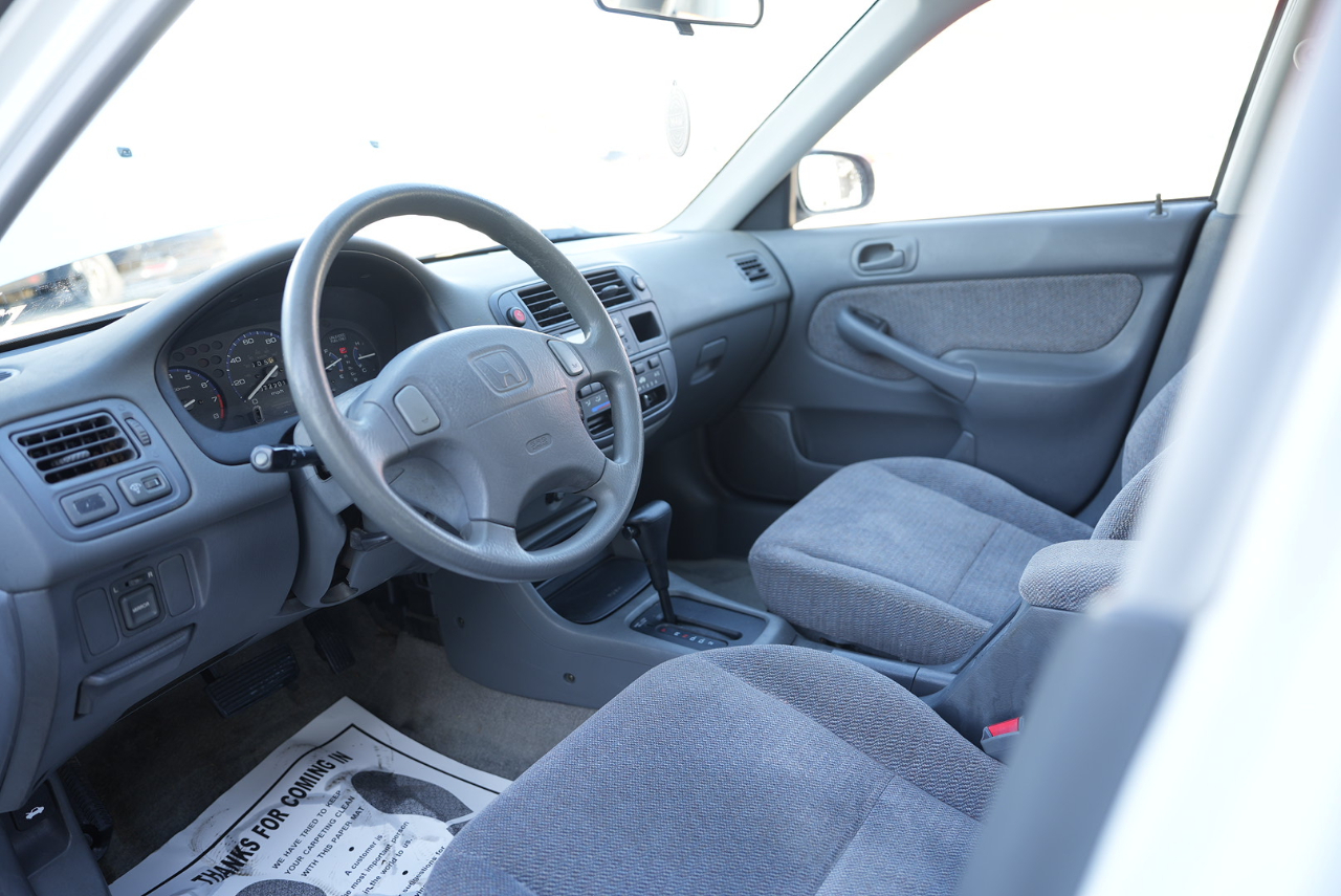 Honda Civic LX sedan 1998