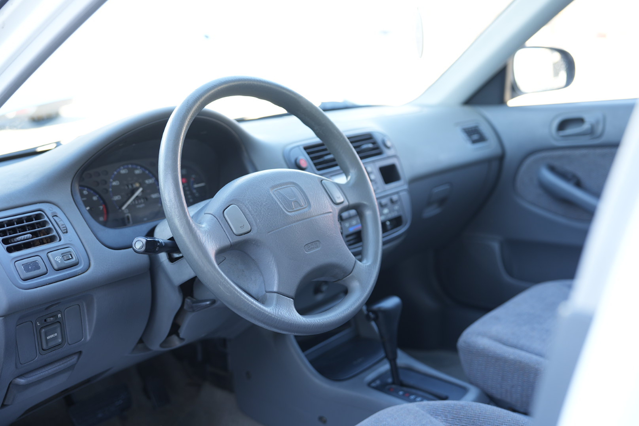 Honda Civic LX sedan 1998