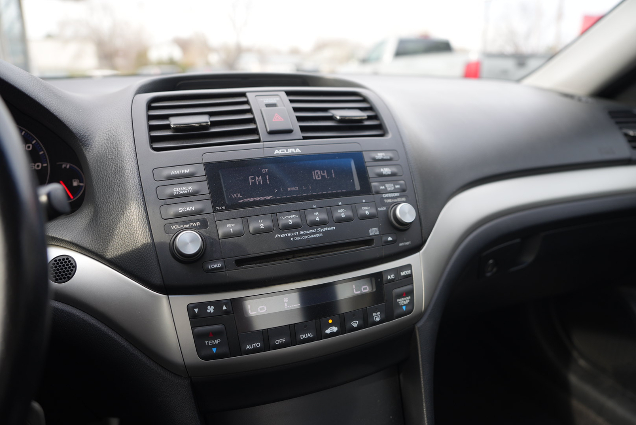 Acura TSX 6-speed MT 2008