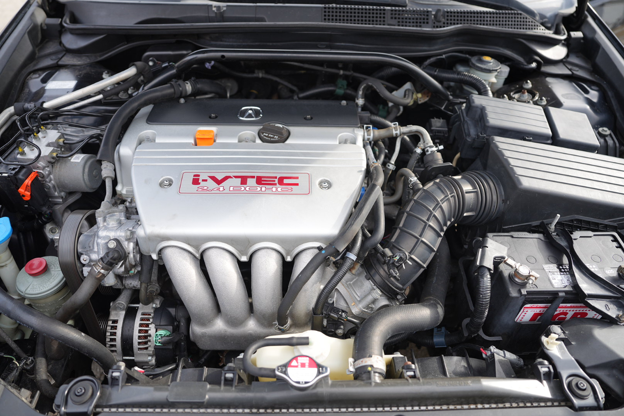 Acura TSX 6-speed MT 2008