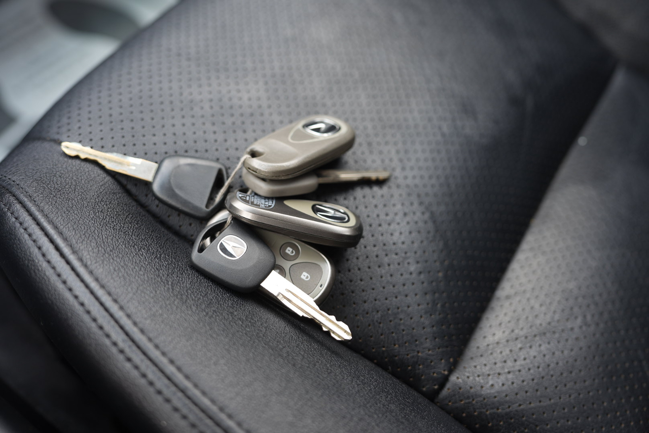 Acura TSX 6-Speed MT with Navigation 2007