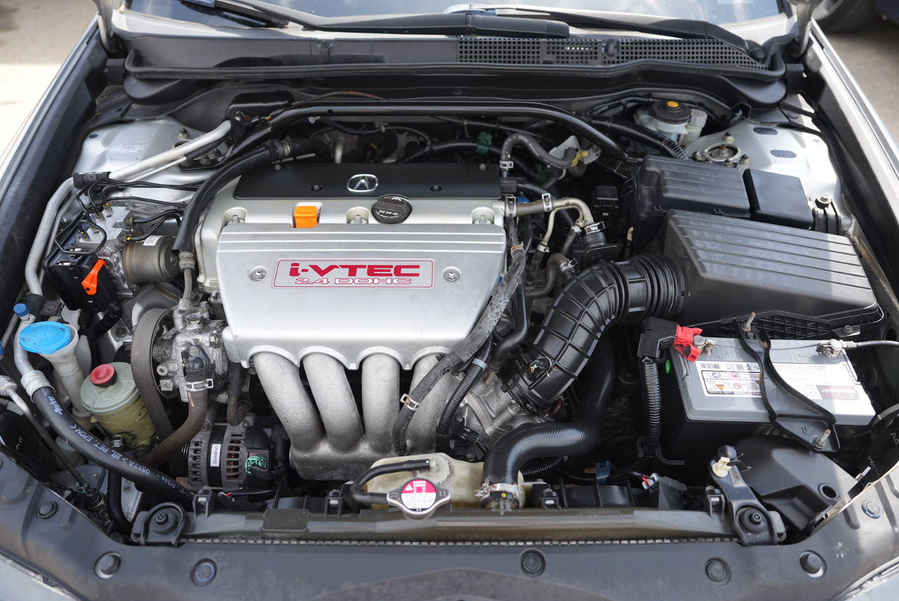 Acura TSX 6-Speed MT with Navigation 2007