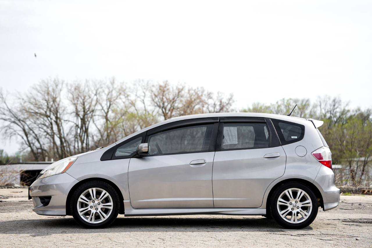Honda Fit Sport 5-Speed MT 2009