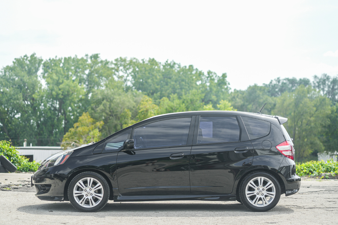 Honda Fit Sport 5-Speed MT 2009