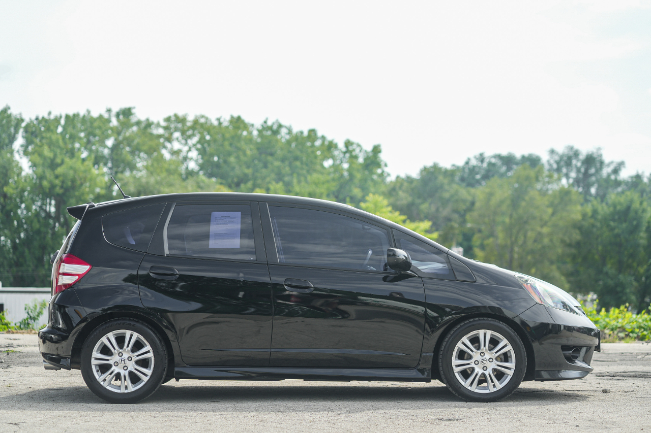 Honda Fit Sport 5-Speed MT 2009