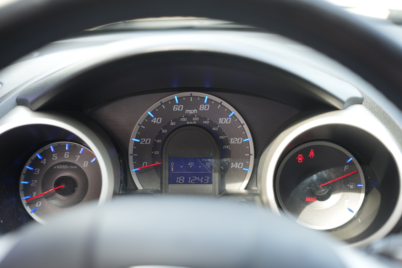 Honda Fit Sport 5-Speed MT 2009