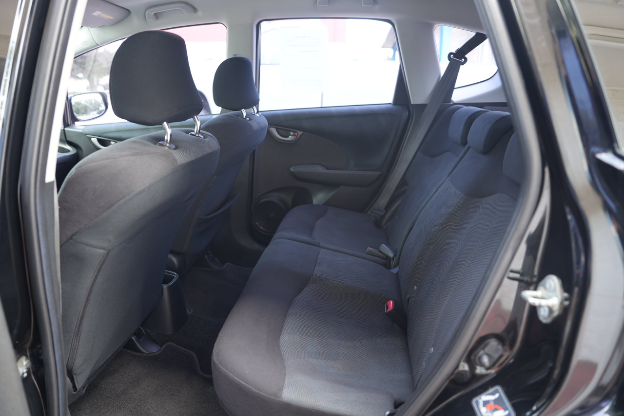 Honda Fit Sport 5-Speed MT 2009