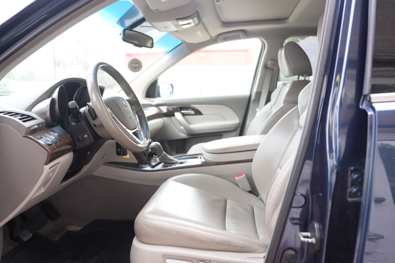Acura MDX 6-Spd AT w/Tech Package 2012