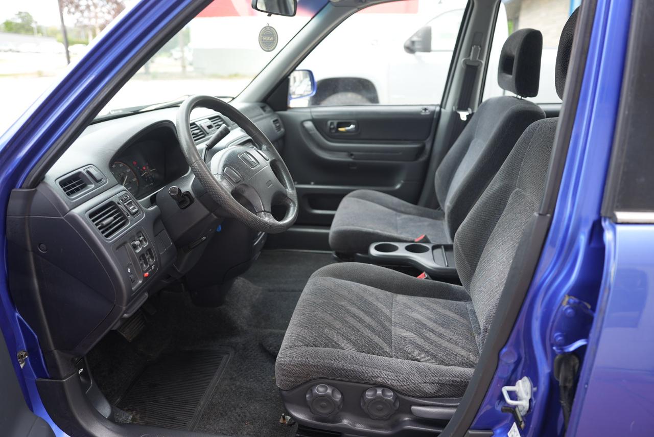Honda CR-V photo 9