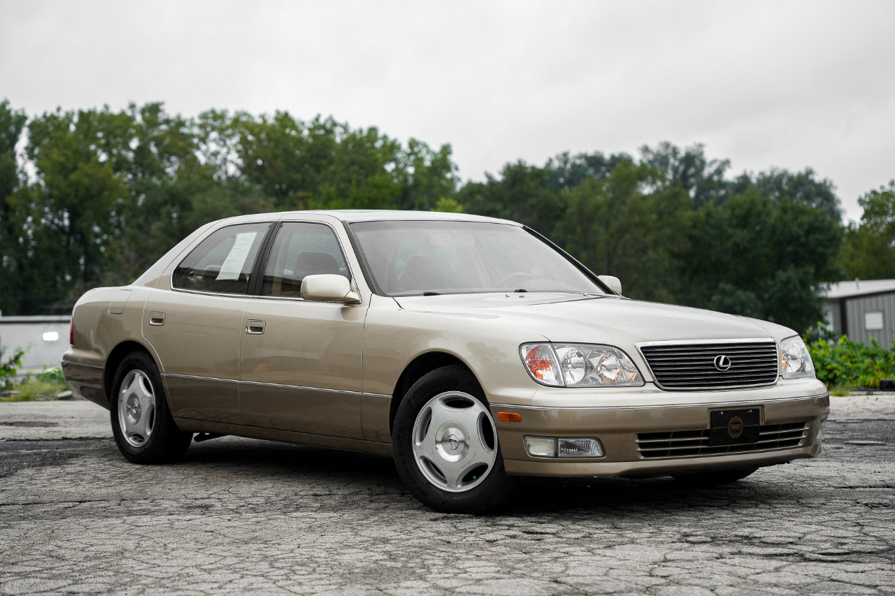 Lexus LS 400 Base 2000