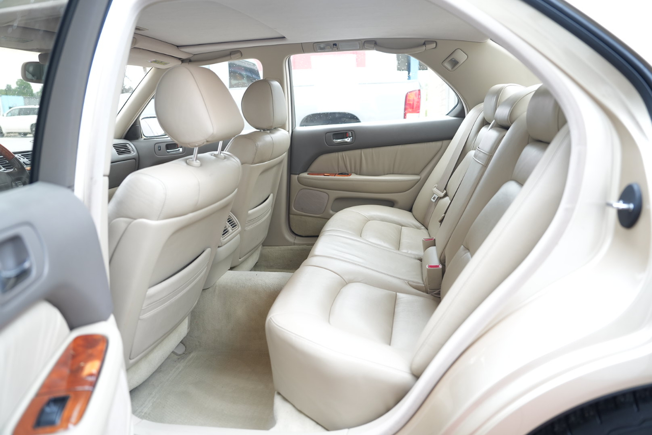 Lexus LS 400 Base 2000