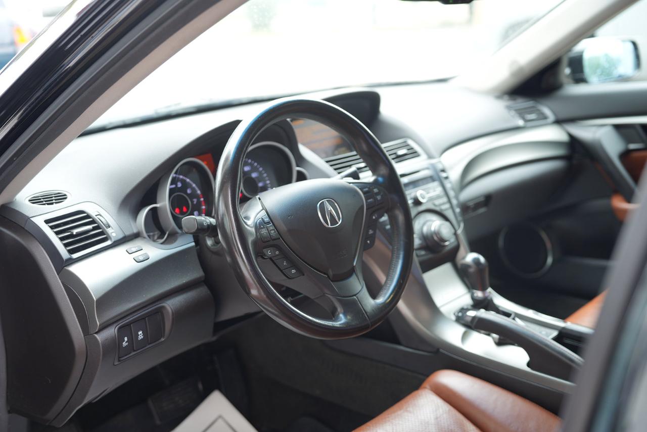 Acura TL photo 9