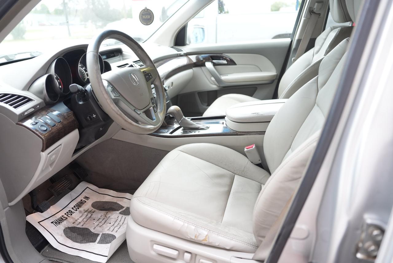 Acura MDX photo 9