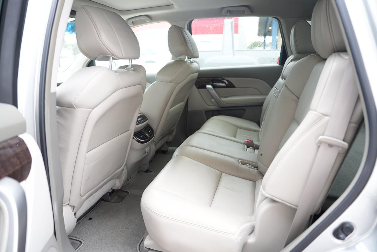 Acura MDX photo 17