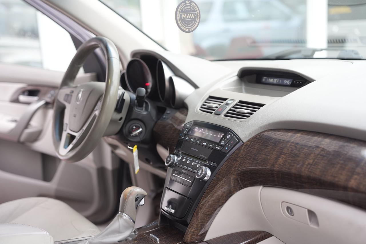 Acura MDX photo 21