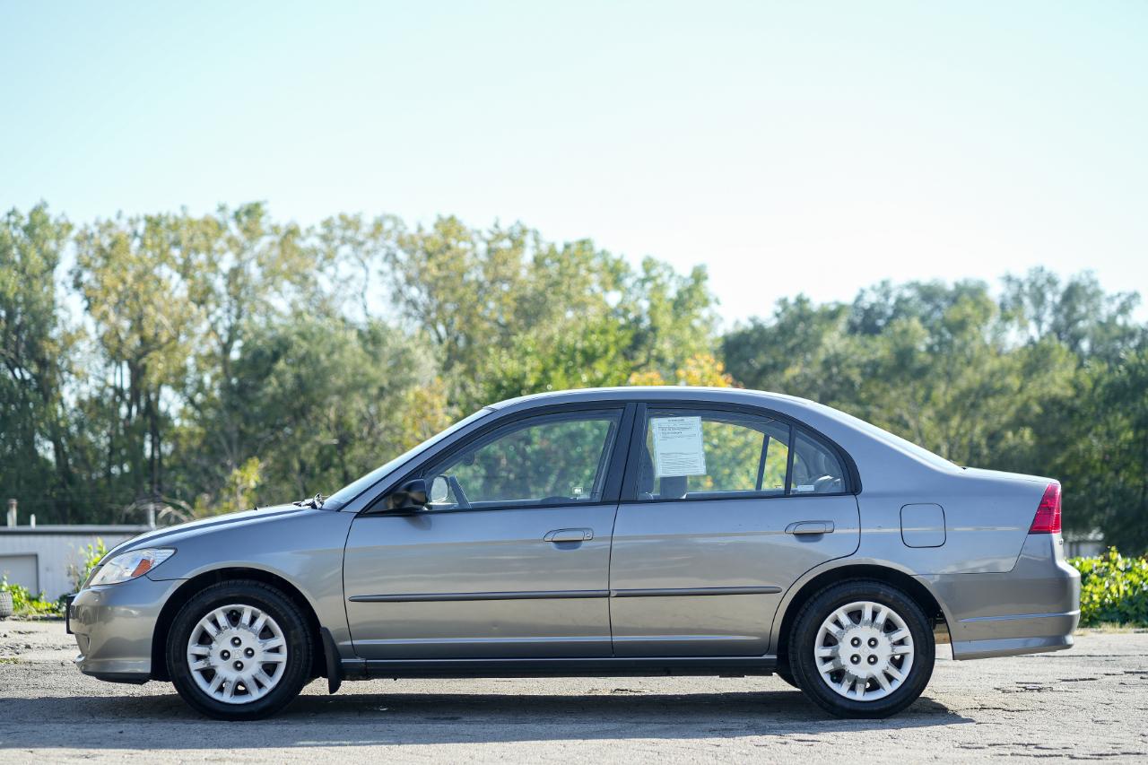Honda Civic photo 2
