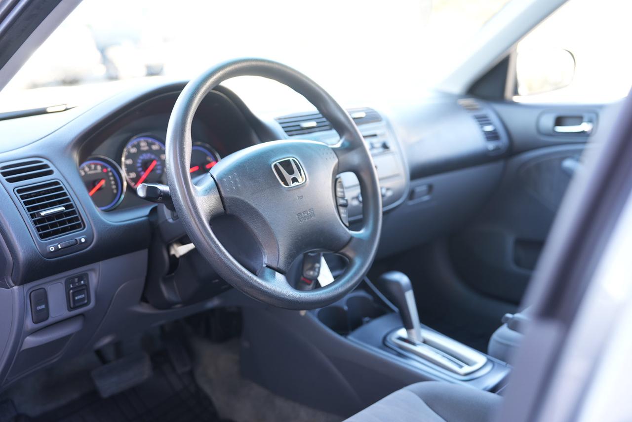 Honda Civic photo 11