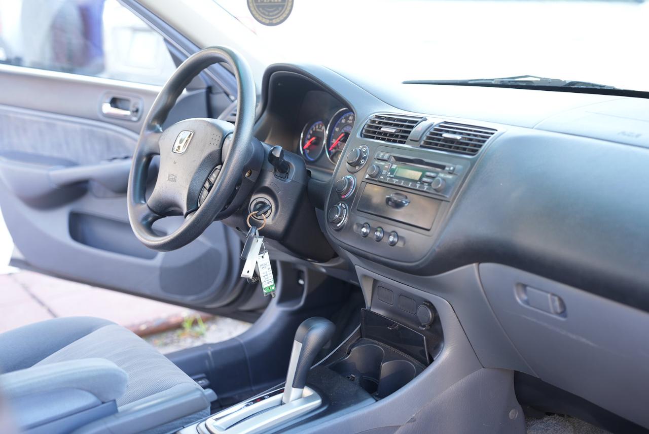 Honda Civic photo 18