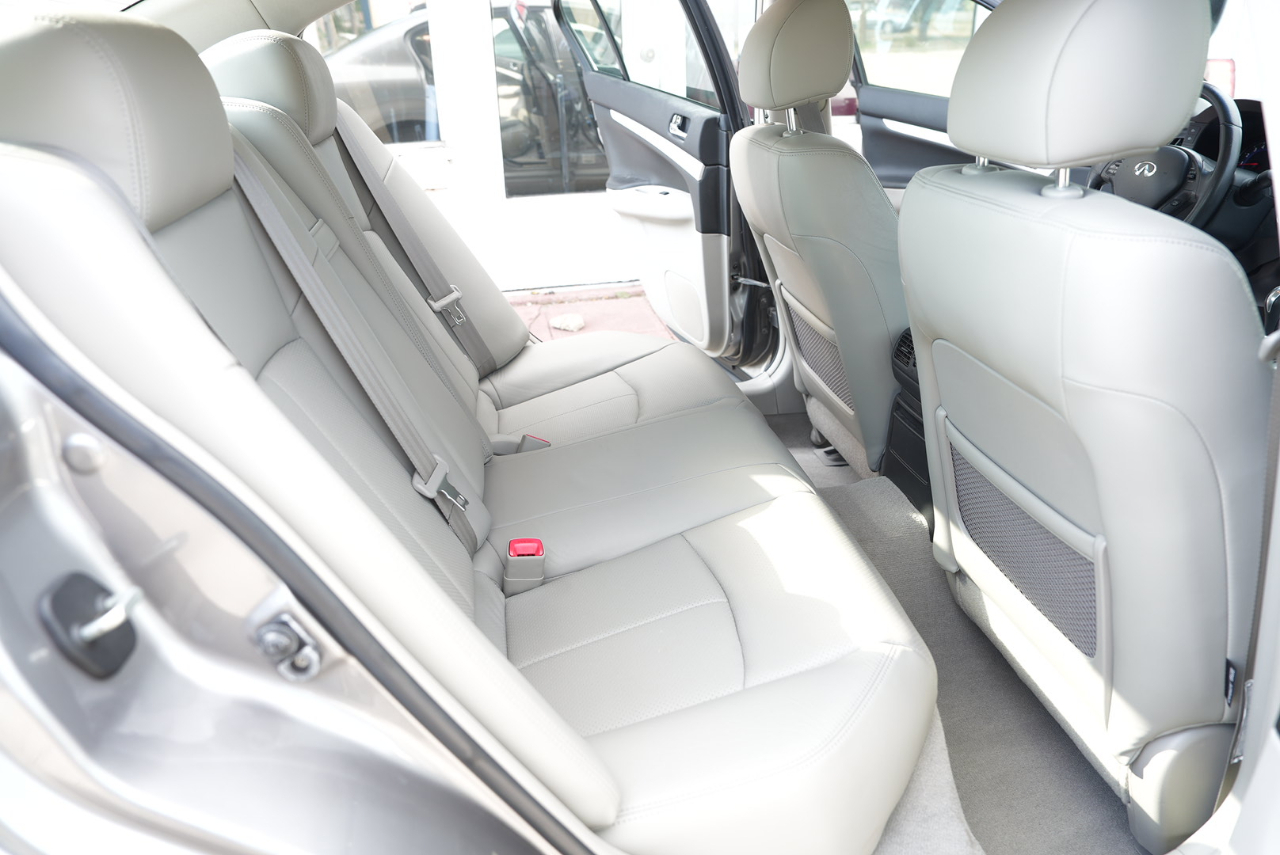 Infiniti G Sedan G37x AWD 2009