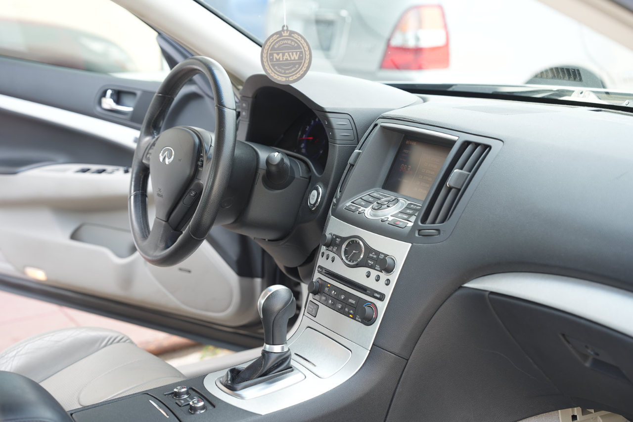 Infiniti G Sedan G37x AWD 2009