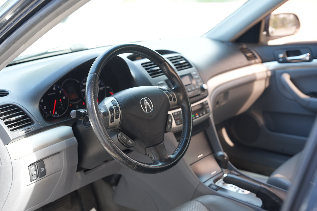 Acura TSX 5-speed AT 2008