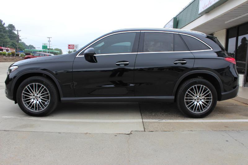 Mercedes-Benz GLC-Class GLC300 2025
