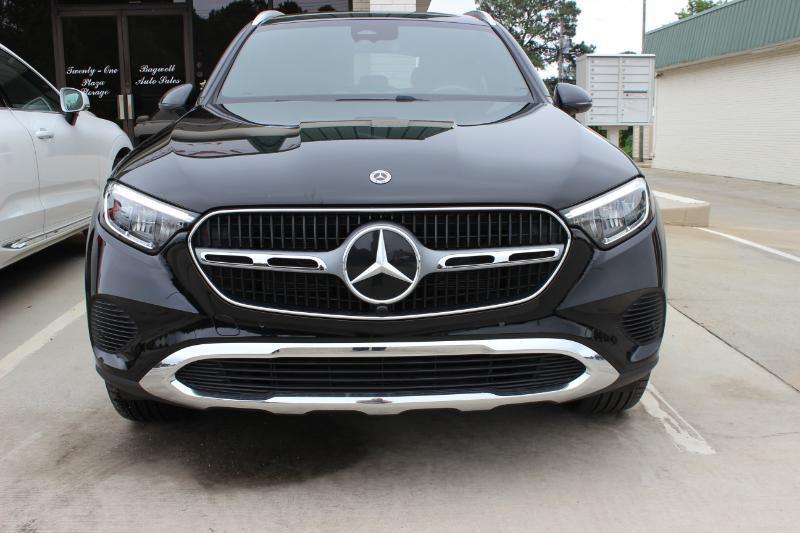 Mercedes-Benz GLC-Class GLC300 2025