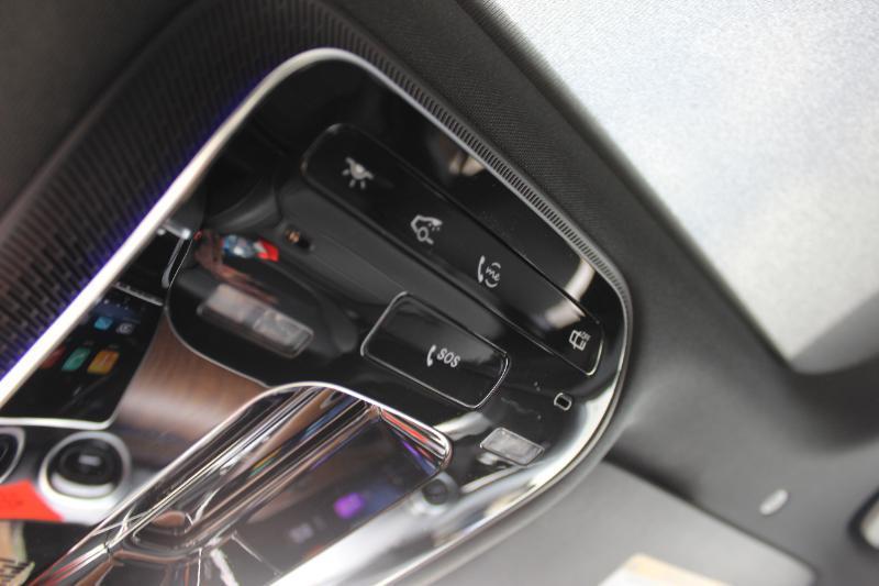 Mercedes-Benz GLC-Class GLC300 2025