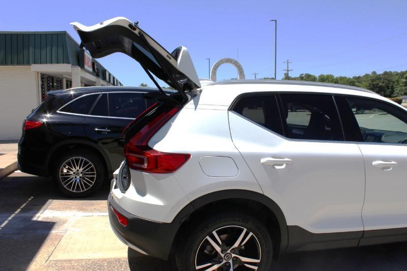 2025 Volvo XC40 Core - Photo 6