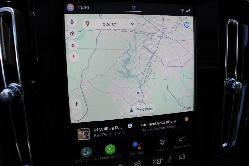 2025 Volvo XC40 Core - Photo 16