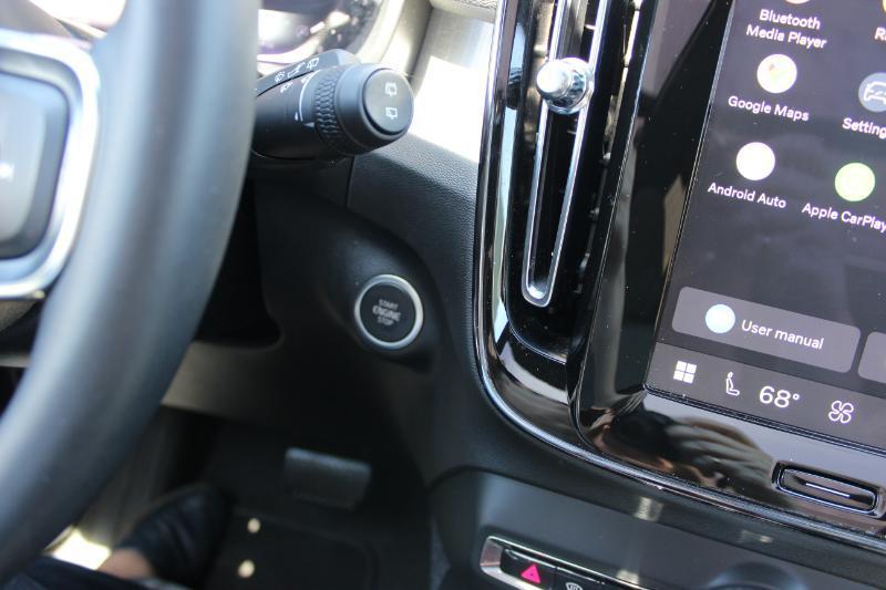 2025 Volvo XC40 Core - Photo 18