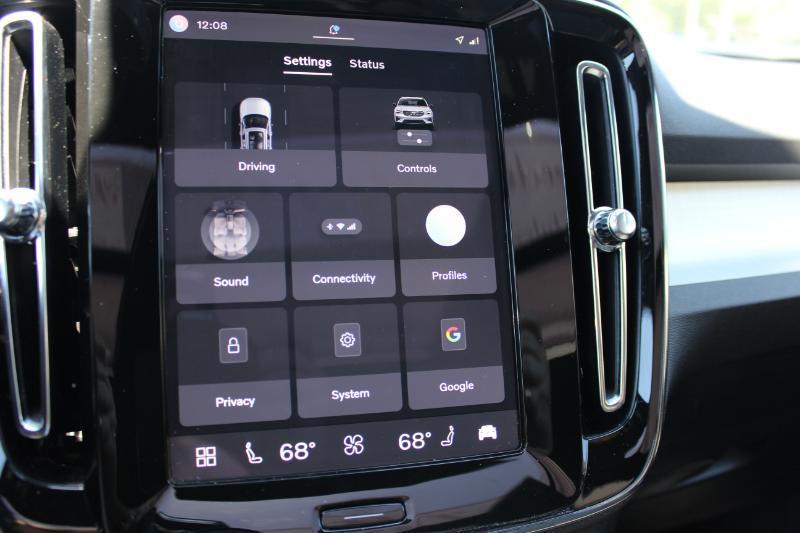 2025 Volvo XC40 Core - Photo 20