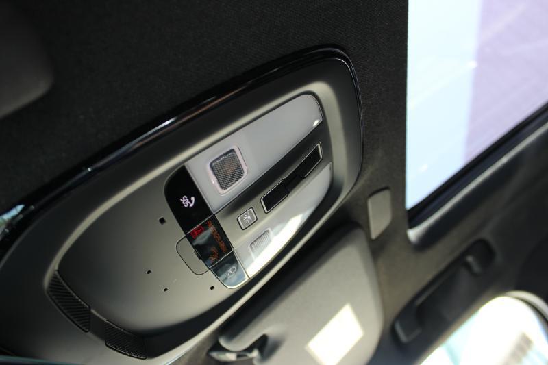 2025 Volvo XC40 Core - Photo 23